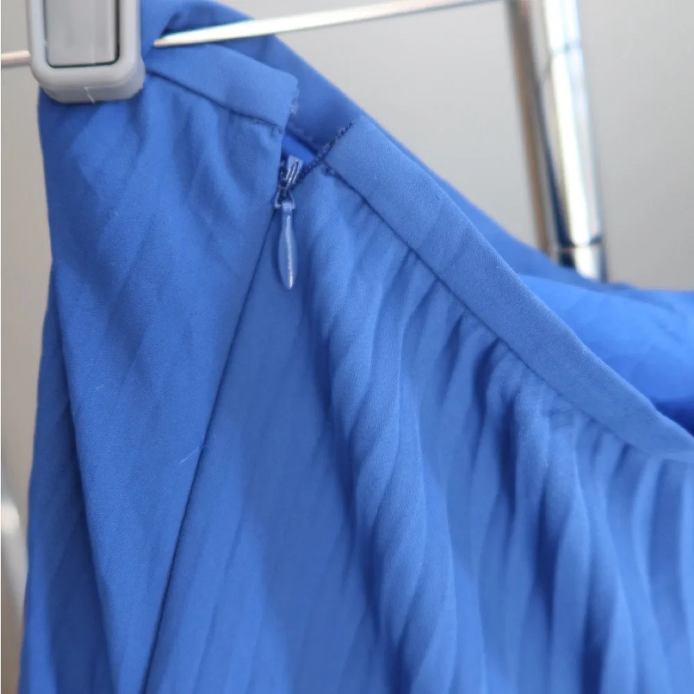 Banana‎ republic blue ruffle mini skirt